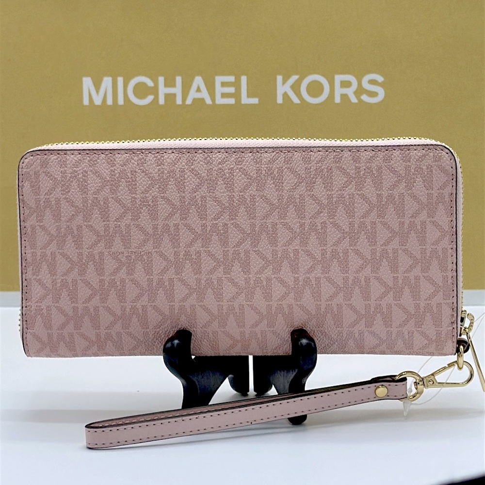 Michael Kors Blush Pink Logo Wristlet - Picture 5 of 5